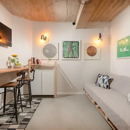 Podroom Art Apartment